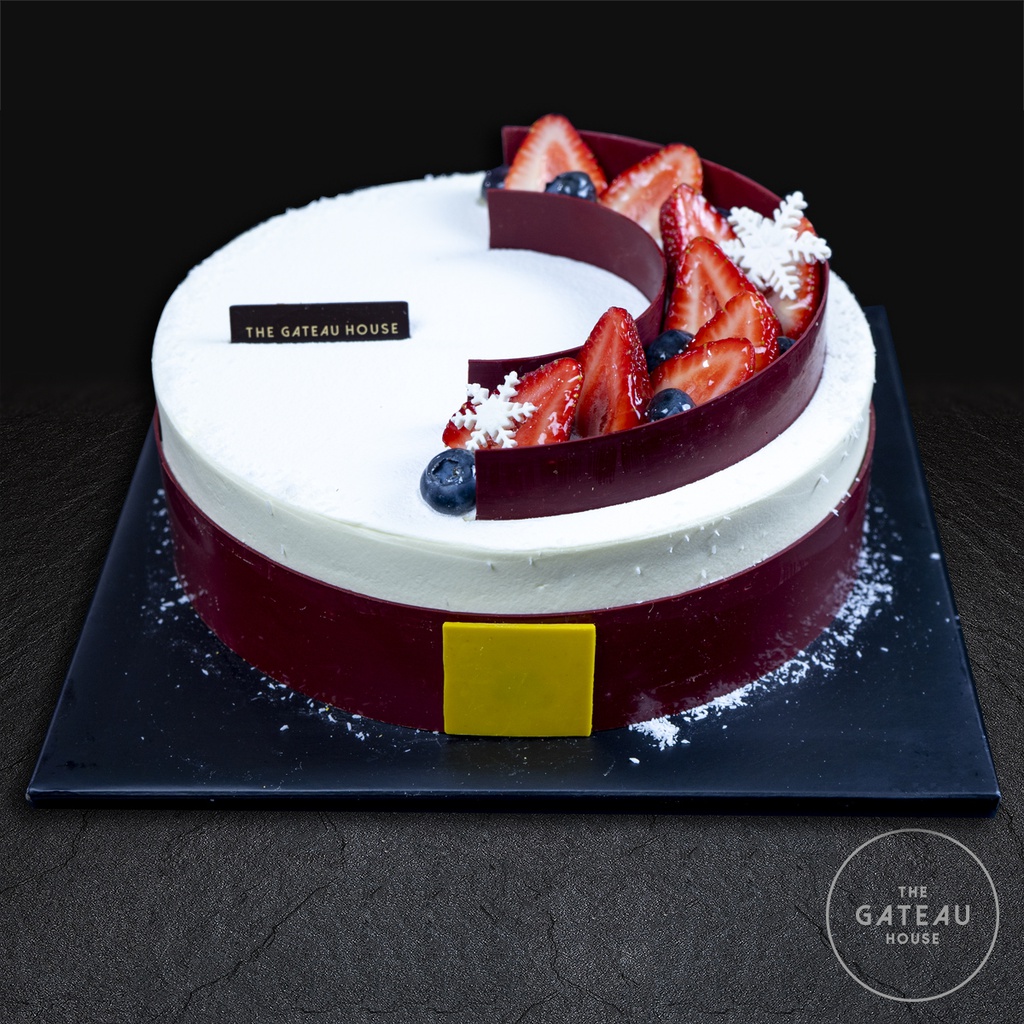 Christmas Fresh Cream Cake | The Gateau House